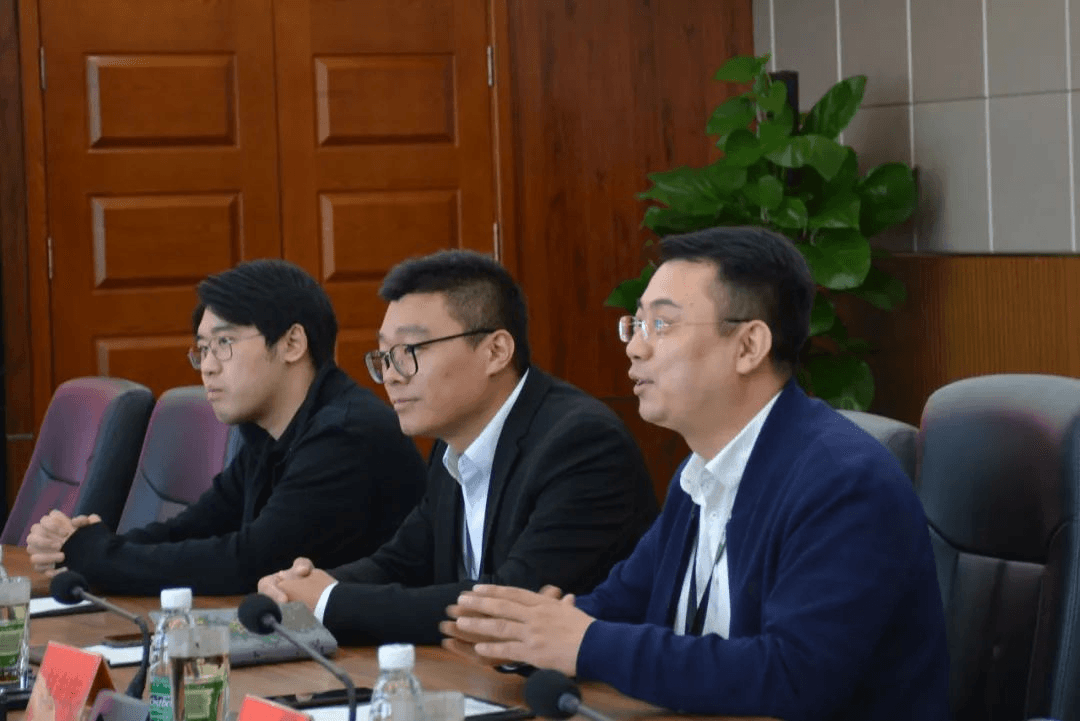 天津市河北区工商联一行莅临戎行集团考察指导